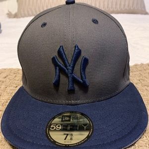 New York Yankees Fitted Hat New Era 7 5/8 NYY